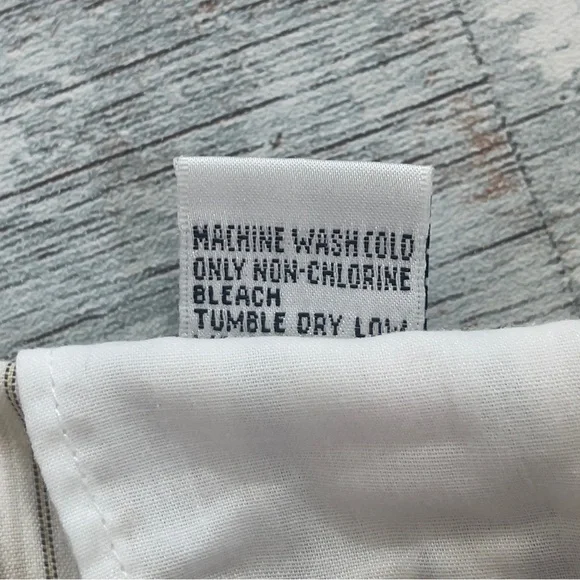 Liz Claiborne Audra Petite Belted Stripped Crop Pants 4P - Picture 12 of 13